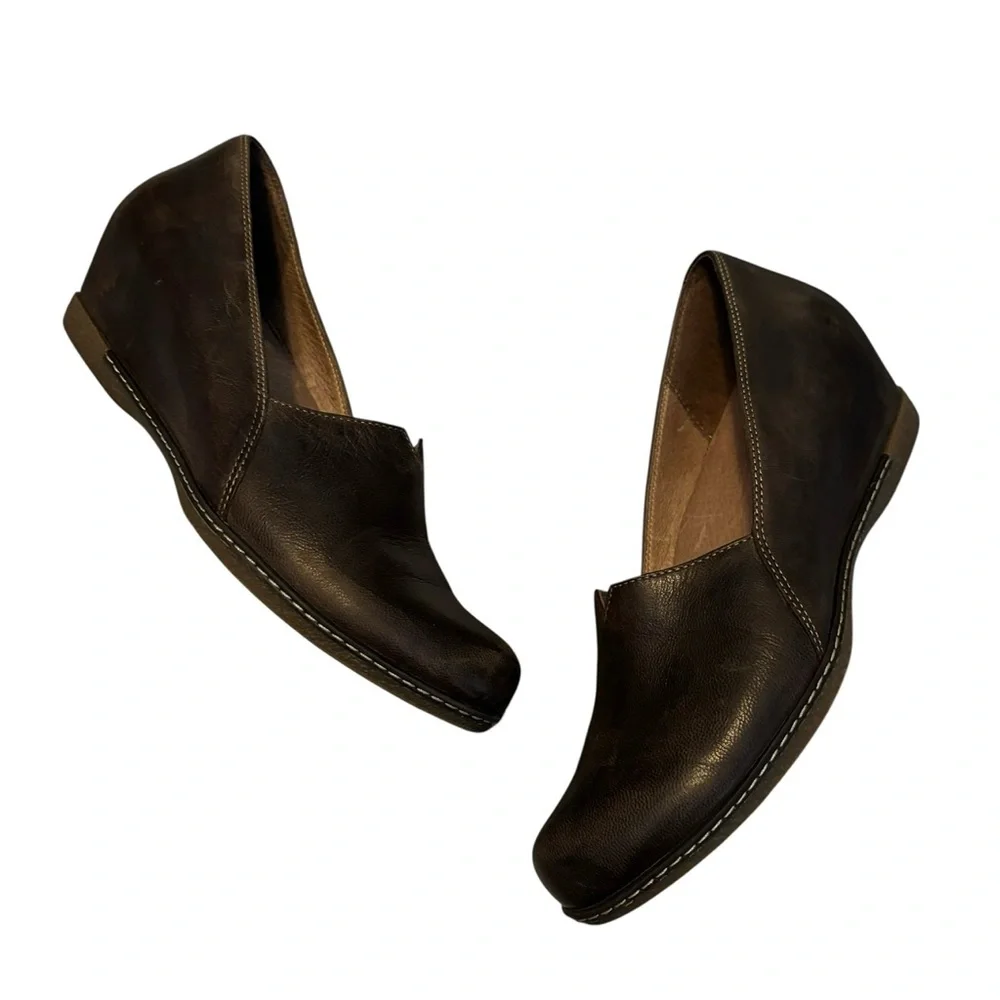 Dansko Liliana Burnished Brown Leather Wedge Loafers Comfort Shoes Size 9 EU 39 - Picture 3 of 12
